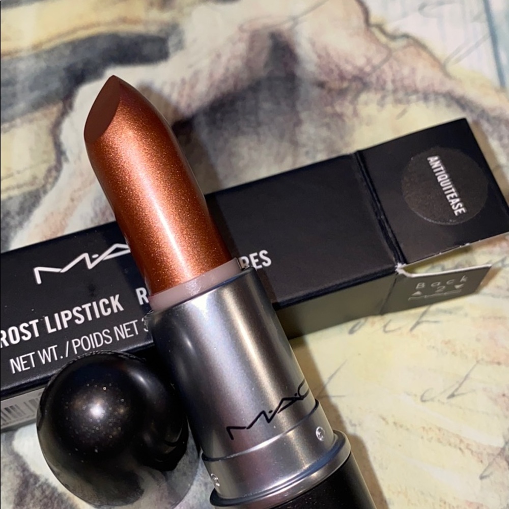 MAC COSMETICS BNIB ANTIQUITEASE Frost Lipstick Limited Hard To Find!